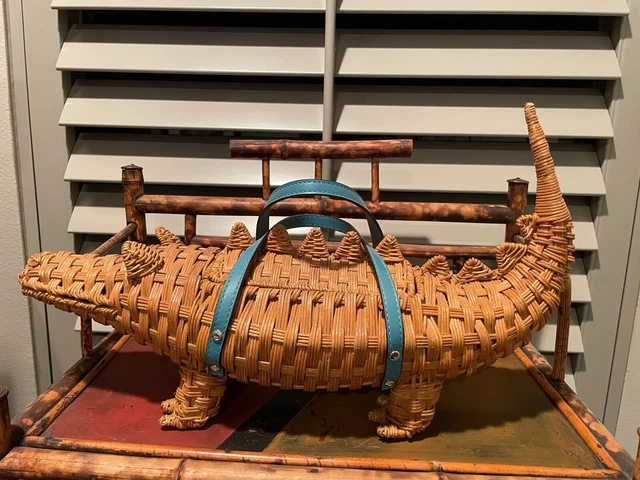 Kate spade hotsell wicker alligator purse