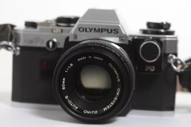 Olympus Om10 Con Adaptador Manual Y Objetivo Zuiko 50Mm F/1,8 ,Cámara Slr Reflex 3