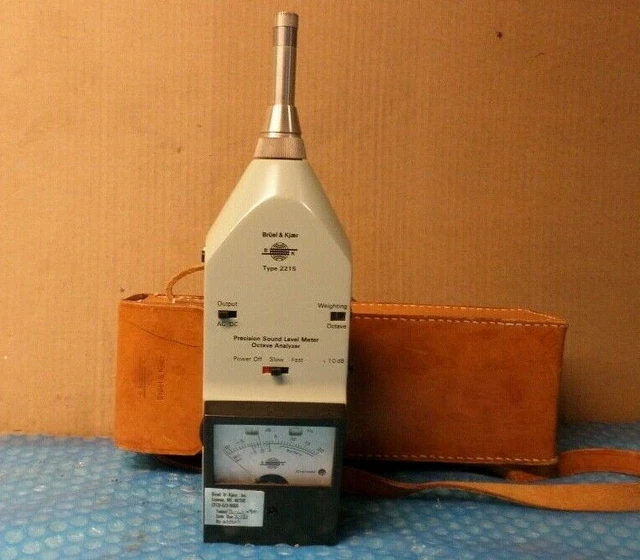 Bruel & Kjaer Sonomètre Type 2222 – Pour Pièces Ou Réparation