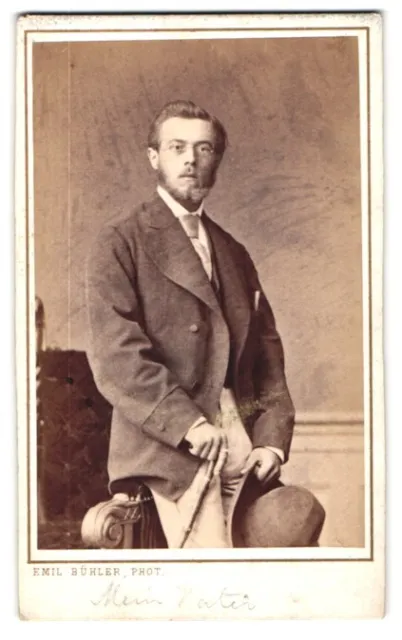 Photography Emil Bühler, Mannheim, Ludwigsstraße 34, portrait of stately gentleman m