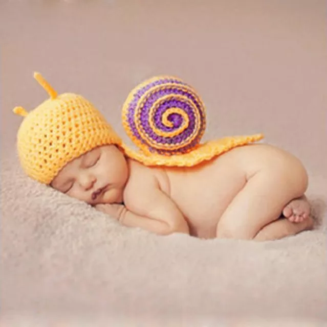 Süße Baby Mütze mit Rücken Gelbe Schnecke Kostüm Fotoshooting gelb lila