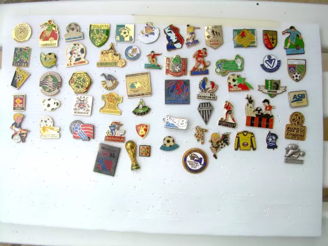 LOT 57 pin's football clubs world cup euro FFF