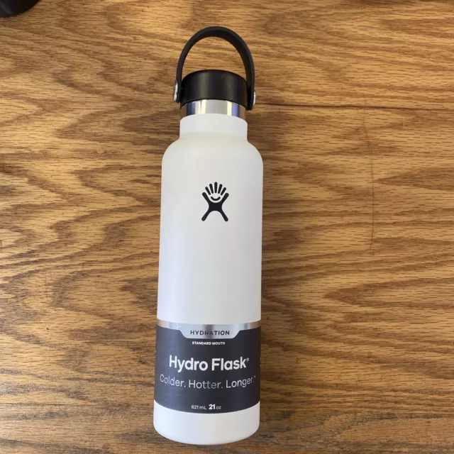 Hydro Flask 32 oz Wide Mouth Bottle - Movement Limited Edition - Macaw