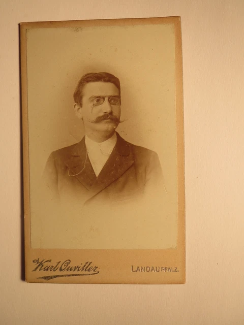 Landau i. Pfalz - Mann mit Bart & Zwicker - Portrait / CDV