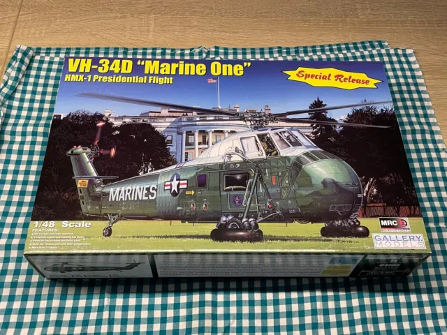 MRC Gallery Models Sikorsky VH-34 D Marine One Presidential Flight 1:48 OVP