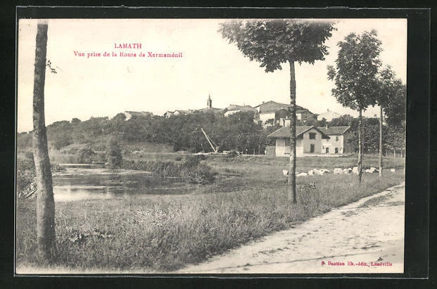 CPA Lamath, Vue prise de la Route de Xermamenil