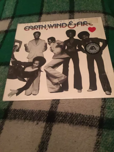 Earth wind and fire that’s the way of the world vinyl LP Pc 33280￼