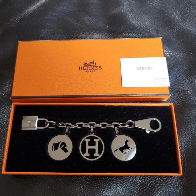 HERMES Amulet Bull Lock Keyring Key Holder Chain Bag Charm Cadena Silver w/ Box