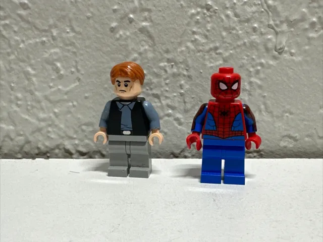 LEGO Minifigure - Peter Parker 3 And LEGO Super Heroes™ Spiderman minifig