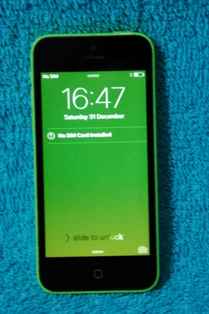Apple iPhone 5c - 16GB - Green  A1507 , working but needs new battery,