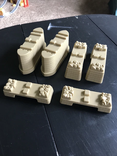 Model Train Track Risers THOMAS & FRIENDS Trackmaster Train Tan Risers/Elevation, Lot Of 6 £14. ...