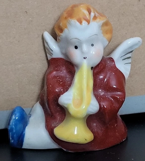 VINTAGE ANGEL PLAYING HORN ceramic figurine MADE IN OCCUPIED JAPAN 8.