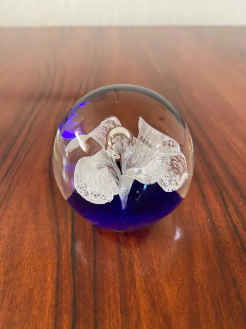 Vintage White Flower Art Glass Paperweight With Controlled Bubble in Cobalt Blue