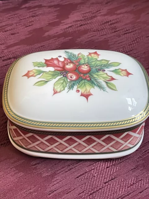 Fitz And Floyd Pink Classic Choices Winter Holiday Oval Box With Lid