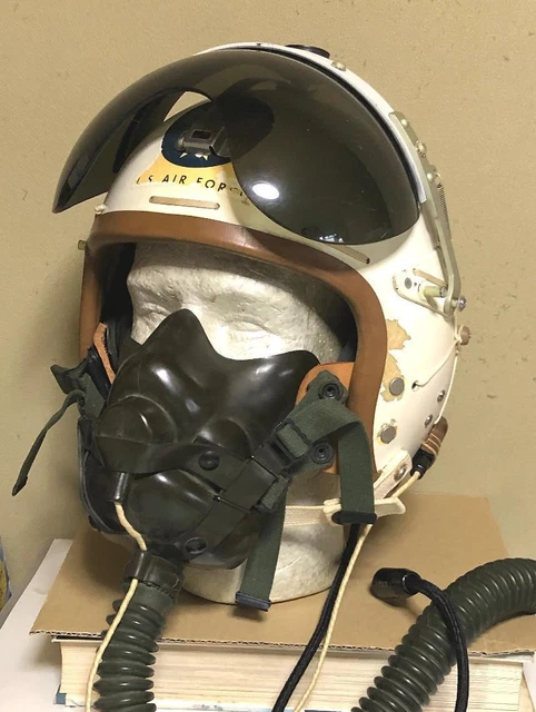 USAF U.S. Air Force Flight Helmet P-1 P-4A Helmet A-14B Oxygen Mask Bag 1950s USAF U.S. Air Force Flight Helmet P-1 P-4A Helmet A-14B Oxygen Mask Bag 1950s