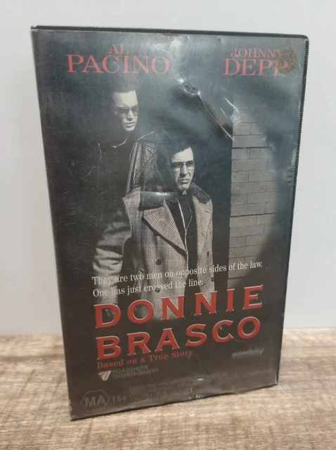 JOHNNY DEPP MOVIE VHS DONNIE BRASCO VHS Big Box DONNIE BRASCO Movie