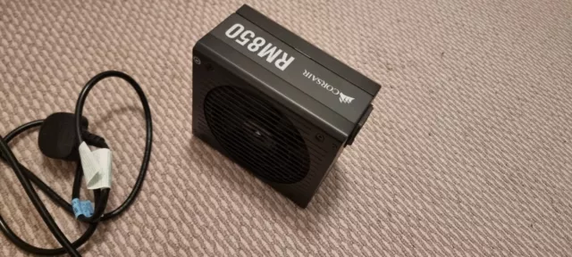 Corsair CP-9020200-UK RMx Series RM850x - 850 Watt 80 PLUS oro completamente modulare...