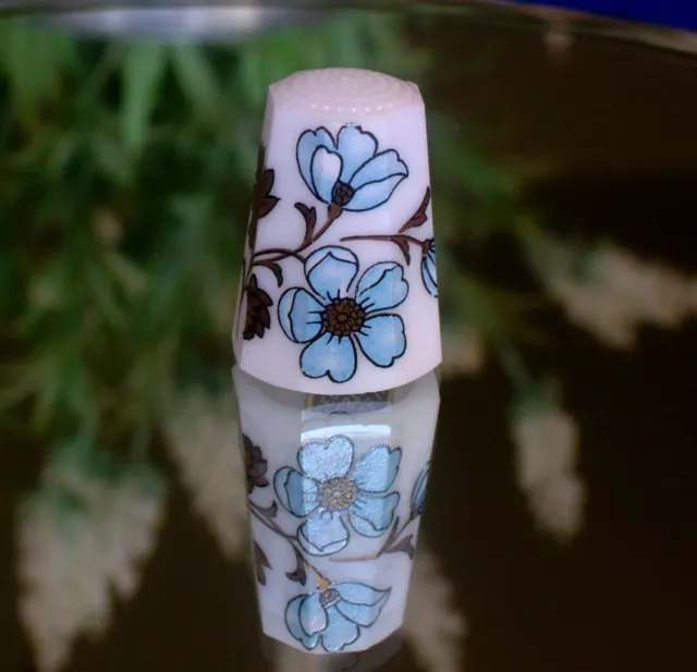 Thimble - Ullmann Glass - Milky White Glass - Beautiful Floral Decoration