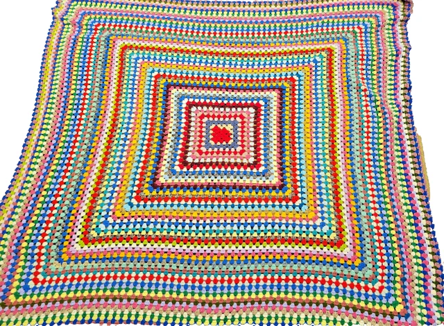 Couverture Tricotée Beige 125x150 Cm - Jeté De Canapé Ou Couverture Chaude, Style Bohème Avec Pompons, Douce Et Légère