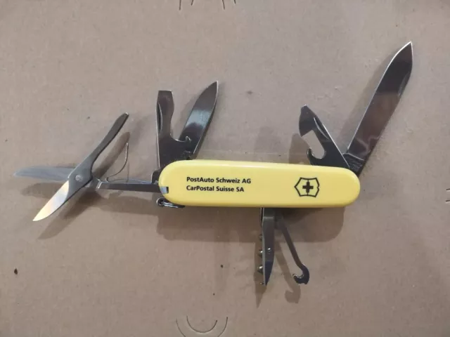 Coltellino Svizzero Victorinox/ Giallo con Logo 3