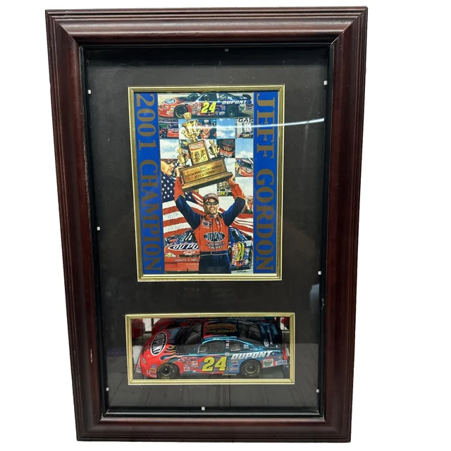 VTG Jeff Gordon 2001 Championship #24 Monte Carlo Diecast Car in Display Case