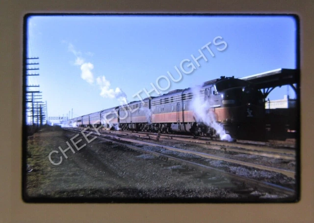 Original  '71 Kodachrome Slide IC Illinois Central 4027 E8A action     37W21