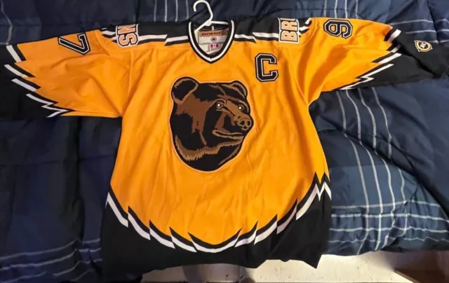 Vintage Boston Bruins Pooh Bear Koho Hockey Jersey, Size Small