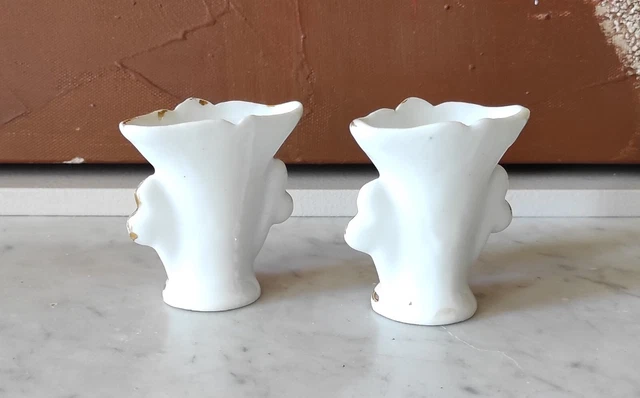 Ancienne Paire de Vases d'Eglise ou de Mariés en Porcelaine de Paris Décor Or \2 3
