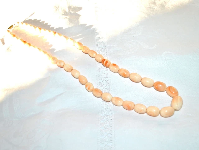 Collier ras de cou en perle fermoir argent - brocante