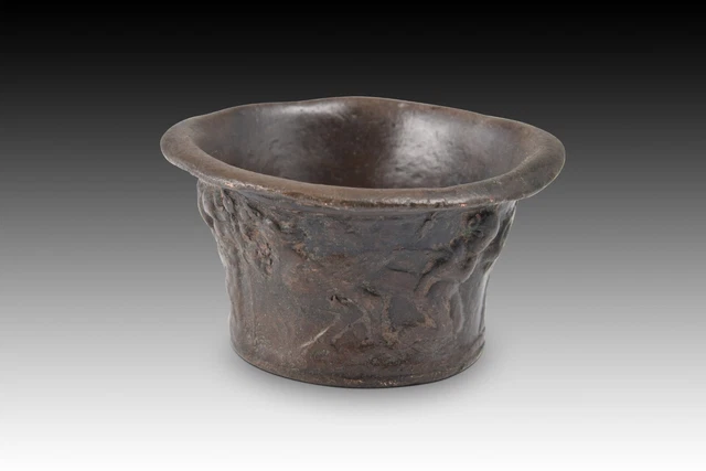 Small bronze mortar (poison mortar). 16th century.