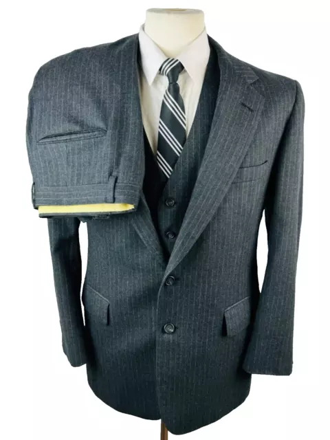 Vintage Mens 40R Gray Stripe 100% Wool 3 Piece Suit W/ Vest & Dress Pants 33x29