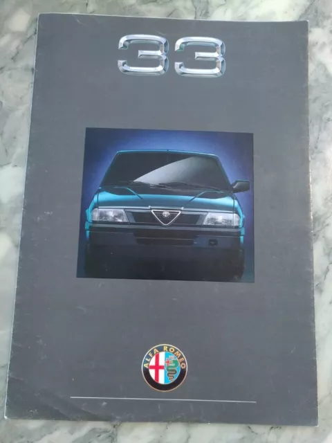 Alpha Roméo Alfa 33 prospectus brochure dépliant publicité automobile
