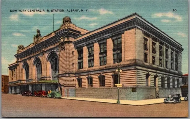 1940s ALBANY, NY Postcard "New York Central R.R. Station" Railroad Depot Linen