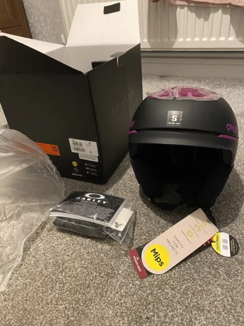 Oakley MOD5 MIPS BNIB Ski/Snow Helmet - Black/ Ultra Purple - Small (51-55cm)