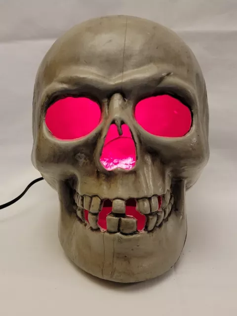 Vintage Halloween Skull Head Light Up Skeleton Skull Blow Mold Scary Creepy