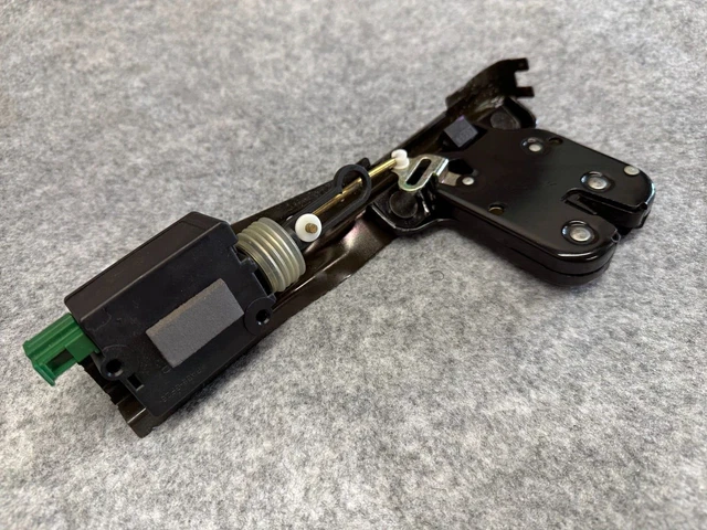 AUDI TT MK1 8N 225 Boot Lid Tailgate Lock Latch / Actuator £10.99 ...