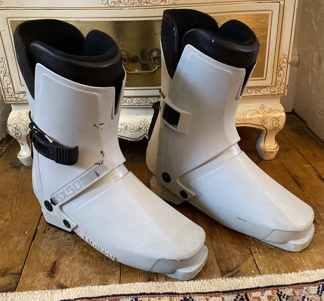 Old salomon ski boots discount