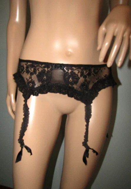 Vintage OSCAR/de/la/RENTA lace Garter belt Sz M