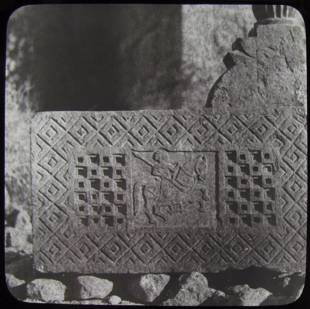 Glass Magic Lantern Slide INDIA NO11 STONE CARVING C1910 PHOTO