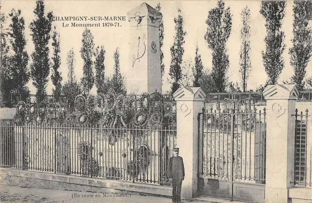 Cpa 94 Champigny Sur Marne Le Monument