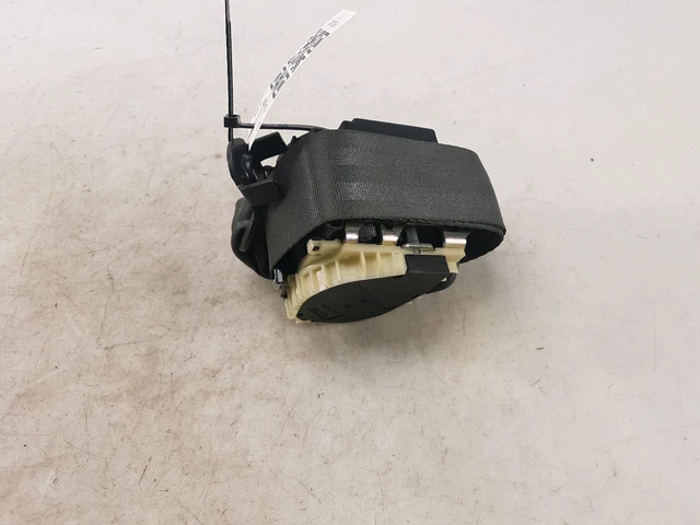 Ceinture arriere clio 2 bloquée top