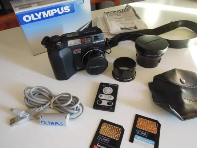 Olympus CAMEDIA C-3040 macchina digitale  Zoom 3.3 M Black Smart Media + tele