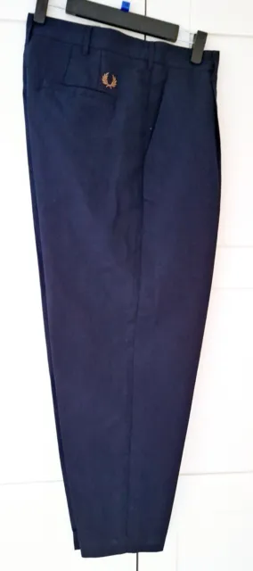 Fred Perry Mens Navy Linen Blend Cropped Pleat Trousers Size 32" W NEW RRP £130