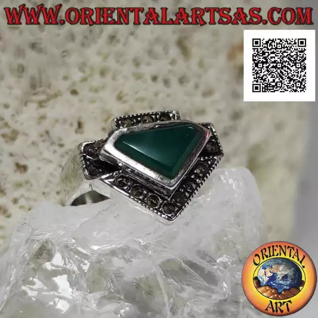 Anello in Argento 925‰ agata verde triangolare contornata da marcassite su vari