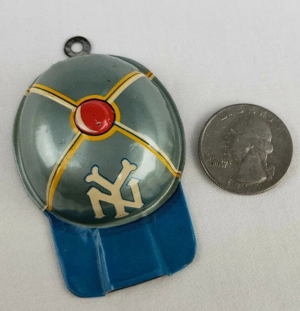 RARE VINTAGE TOY New York Yankees 1940s Tin Litho Whistle Baseball Hat