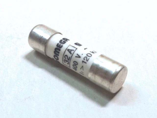 * OMEGA FUSE FUSIBILE FUSIBILI 32A 32 A 400 V 400V 10 x 38 10X38 - 1 PEZZO - 1