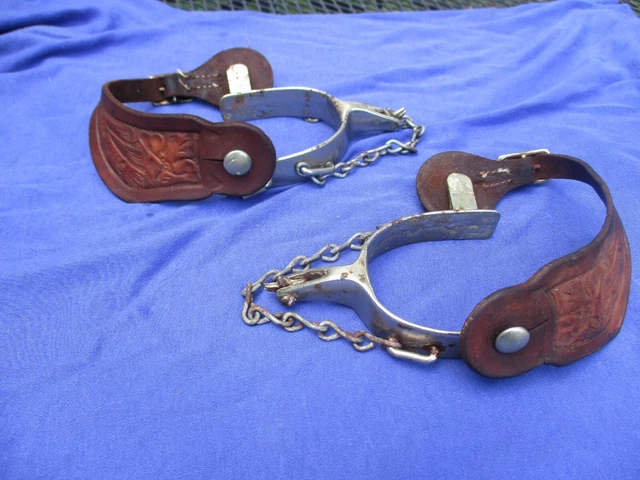 silver Vintage Rugged Hvy Duty Western Cowboy Spurs estate find  2+7/8" opening