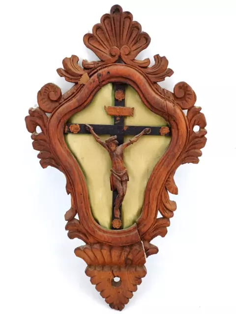 CHRIST BENITIER CRUCIFIX EN BOIS NATUREL FIN XVIIIème Sculpté ART POPULAIRE