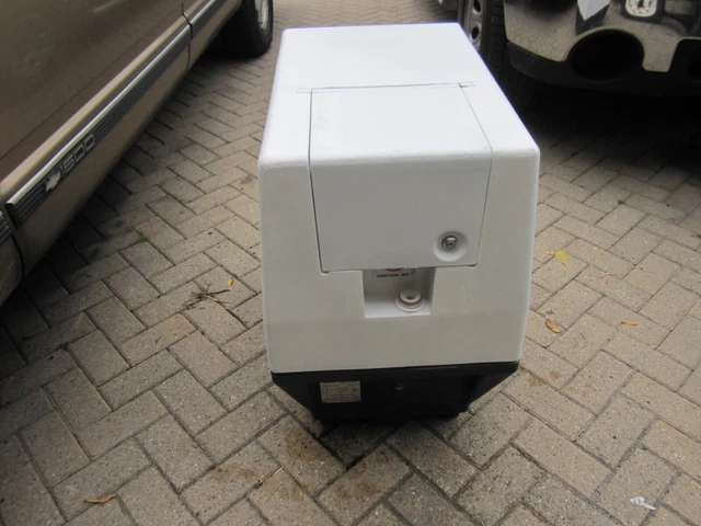 Fuelmaker natural gas c3 vehicle refueling appliance -3000 psi-serviced