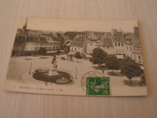 carte  postale    beaune  place carnot         ( ref46  b )